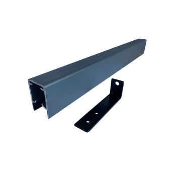 Black top with fixings